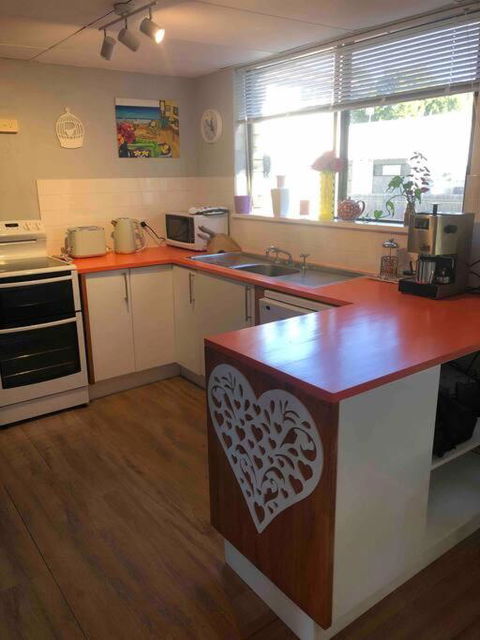 Aloha Iluka! - Palm Beach Accommodation 4