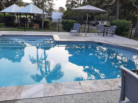 Aloha Rainbow Beach - Palm Beach Accommodation 0