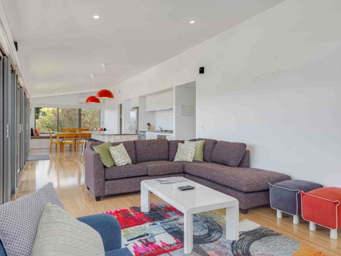 Alpine Freedom - Palm Beach Accommodation 2