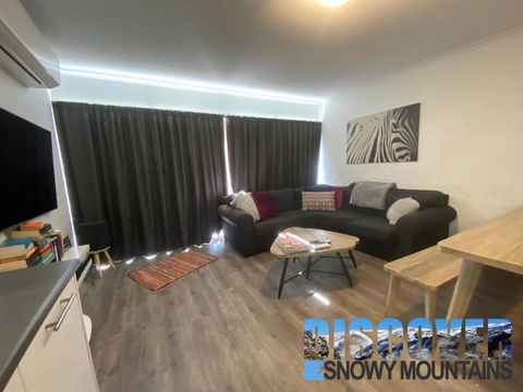 Alpine Mountain View 3 - Jindabyne - Palm Beach Accommodation 2