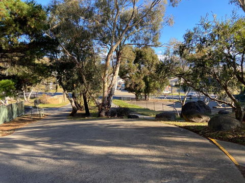 Alpine Mountain View 3 - Jindabyne - Palm Beach Accommodation 3