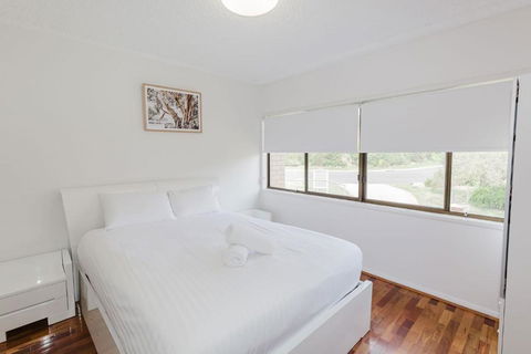 Alpine Mountain View 34 - Palm Beach Accommodation 4