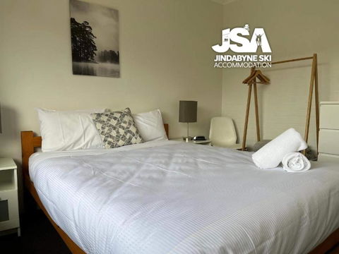 Alpine Mountain View 41 - Palm Beach Accommodation 3