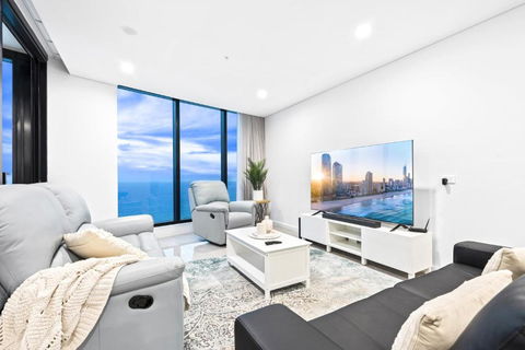 ALTITUDE Ocean Suites - SPECTACULAR, Unmatched Views & Luxury Accommodation - Palm Beach Accommodation 3