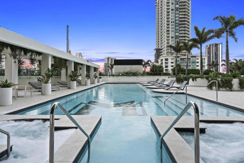 ALTITUDE Ocean Suites - SPECTACULAR, Unmatched Views & Luxury Accommodation - Palm Beach Accommodation 0