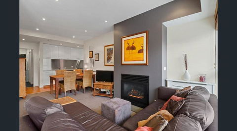 Alto Villa 303 - Palm Beach Accommodation 0