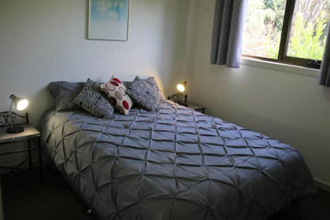 Altona Garden Retreat - Palm Beach Accommodation 1