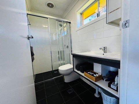 Altona Motel - Palm Beach Accommodation 1