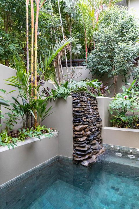 Amalfi - Port Douglas, Luxury In The Centre Of Town - Palm Beach Accommodation 1