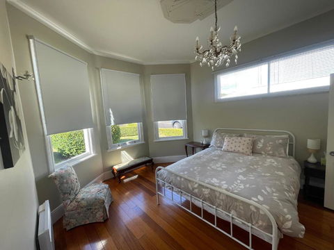 Amaroo Guest House - Palm Beach Accommodation 4