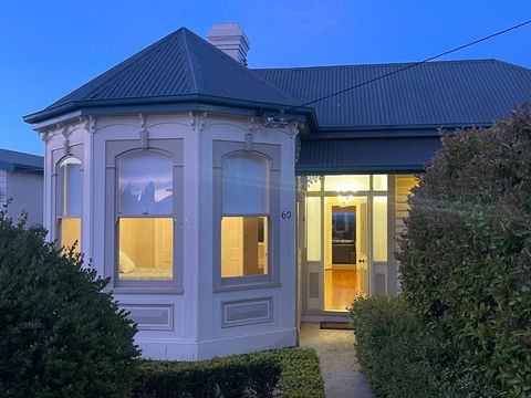 Amaroo Guest House - Palm Beach Accommodation 0