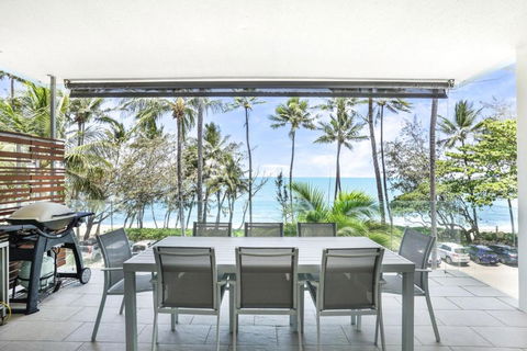 Amaroo - Luxury Apartment Overlooking The Coral Sea - Palm Beach Accommodation 0