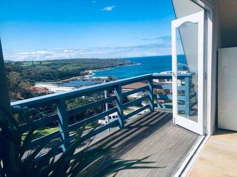 Amazing Views - 3 Bed Malabar - Palm Beach Accommodation 4