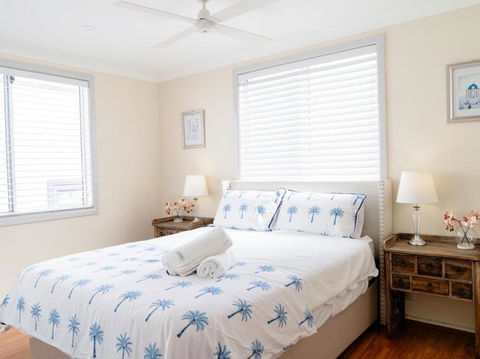 Amazing Views - 3 Bed Malabar - Palm Beach Accommodation 1