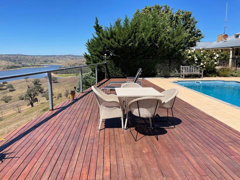 Amazing Views Pet Friendly Bed And Breakfast - Palm Beach Accommodation 3