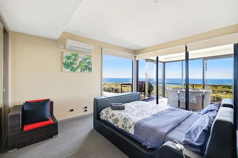 Amazing Views By Ready Set Stay - Palm Beach Accommodation 4
