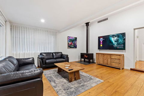 Ambience On Crampton - Palm Beach Accommodation 0