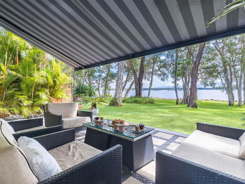 Ambience On The Waterfront 14 Danalene Parade - Palm Beach Accommodation 0