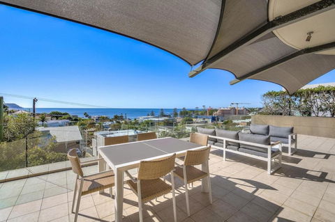 Amelie - Luxury Beach View Condo Minutes To Beach - Palm Beach Accommodation 1