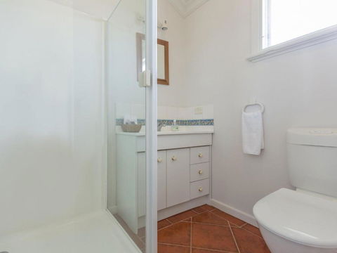 Amhurst Cottage - Palm Beach Accommodation 1