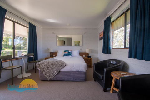 Anchor Bay Motel - Palm Beach Accommodation 2