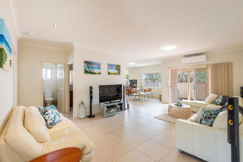 Anchor Iluka - Palm Beach Accommodation 0