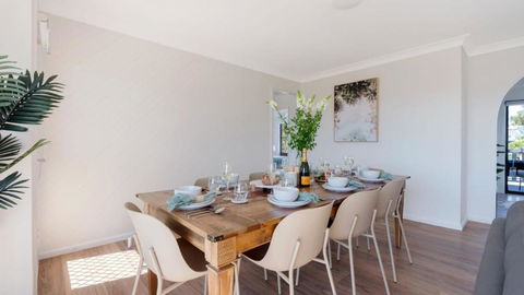 Anchorage - Palm Beach Accommodation 2