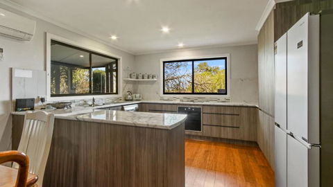 Anchored On Capes - Palm Beach Accommodation 2