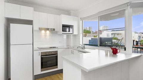 Anchors Aweigh Unit 6 - Palm Beach Accommodation 2