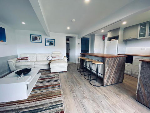 Angasi - Palm Beach Accommodation 2