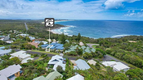 Angourie Blue 3 - Palm Beach Accommodation 4