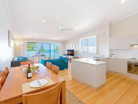 Angourie Blue 4 - Palm Beach Accommodation 2
