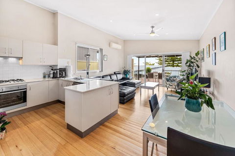 Angourie Blue 5 - Ocean Views - Palm Beach Accommodation 0