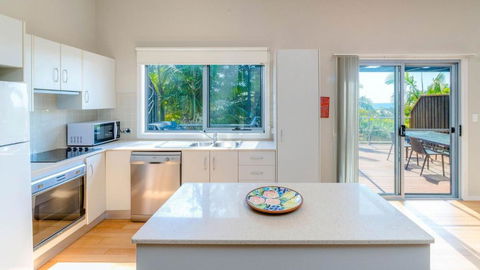 Angourie Blue 8 - Palm Beach Accommodation 1