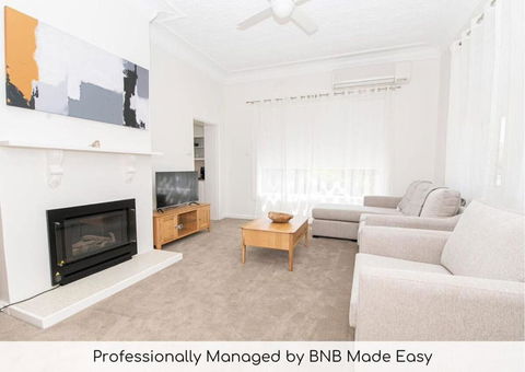 Anson Cottage 1900s CBD Home Private & Practical - Palm Beach Accommodation 0