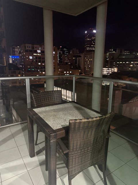 ANTEA 2br Embassy 1207 - Palm Beach Accommodation 2