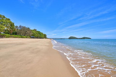 Alassio Beachfront Apartments Palm Cove - Palm Beach Accommodation 4