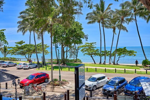 Alassio Beachfront Apartments Palm Cove - Palm Beach Accommodation 3