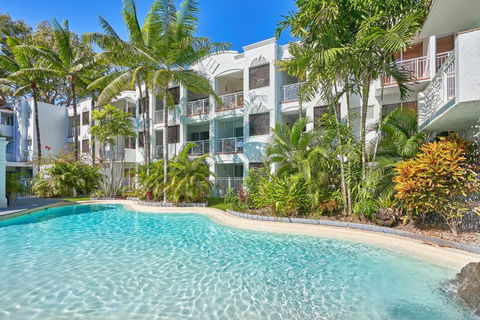 Alassio Beachfront Apartments Palm Cove - Palm Beach Accommodation 0