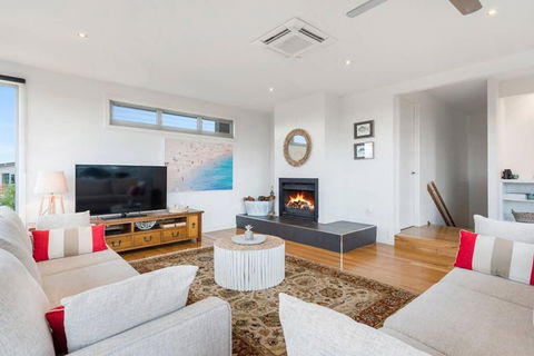 Aires Coastal Beach House Luxury With Ocean Views - Palm Beach Accommodation 4