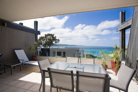 Apartment 15 Kalimna - Palm Beach Accommodation 0