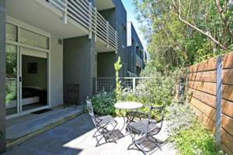 Apartment 21 Kalimna - Palm Beach Accommodation 4