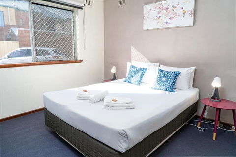 Apartment 3 Burswood - Palm Beach Accommodation 0