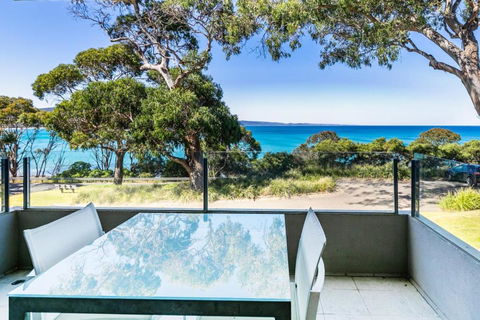 Apartment 7 Kalimna - Palm Beach Accommodation 0