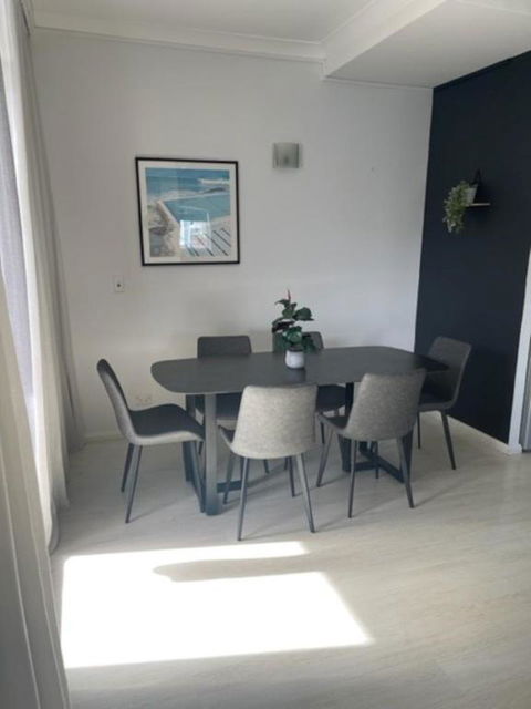 Apartment At Cooper St - Palm Beach Accommodation 4