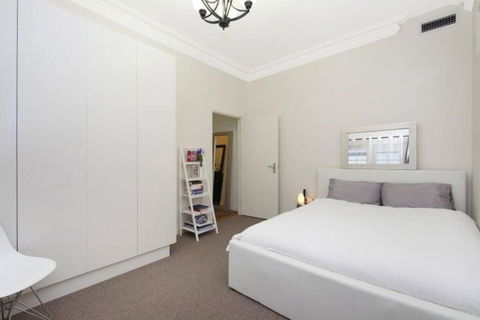 Apartment On Balmoral Beach Hill - Palm Beach Accommodation 2