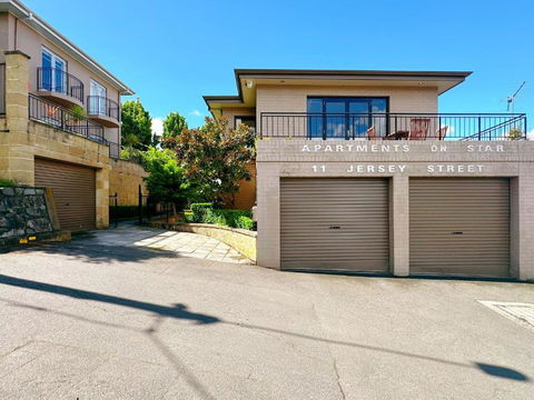 Apartment On Star Unit 2 - Palm Beach Accommodation 2