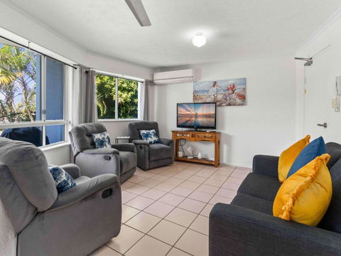 Apartment On The Esplanade - Palm Beach Accommodation 1