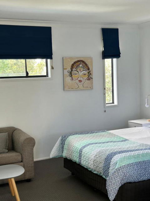 Apartments At Glen Isla - Palm Beach Accommodation 2