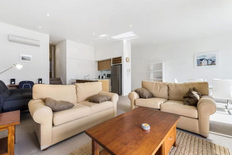 Apollo Blue 11 - Palm Beach Accommodation 3